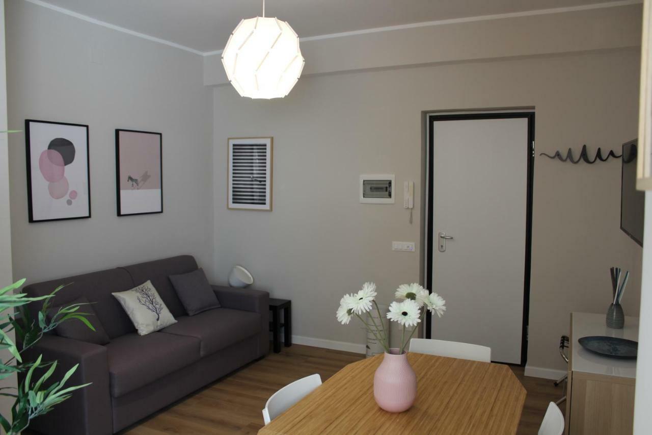Reale Orleans Apartment ปาแลร์โม ภายนอก รูปภาพ