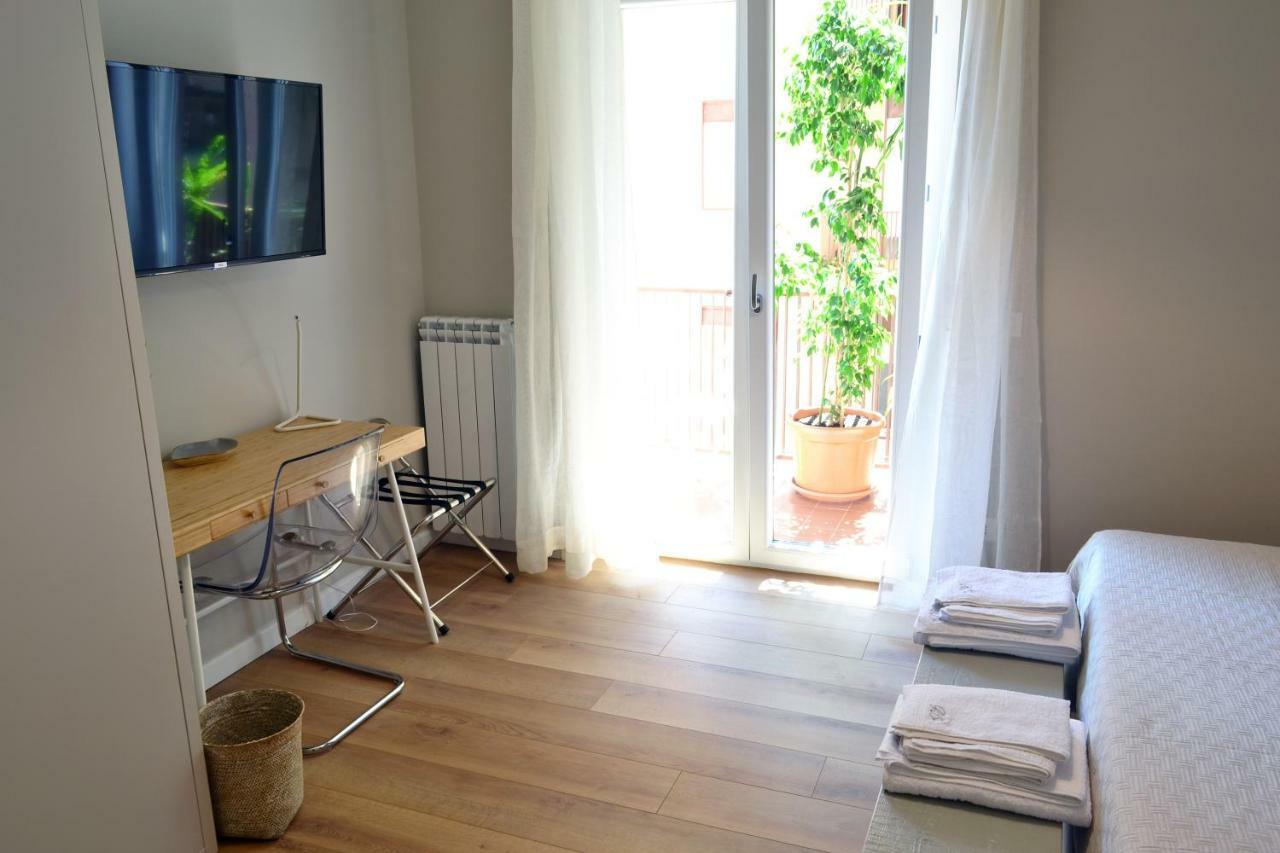 Reale Orleans Apartment ปาแลร์โม ภายนอก รูปภาพ