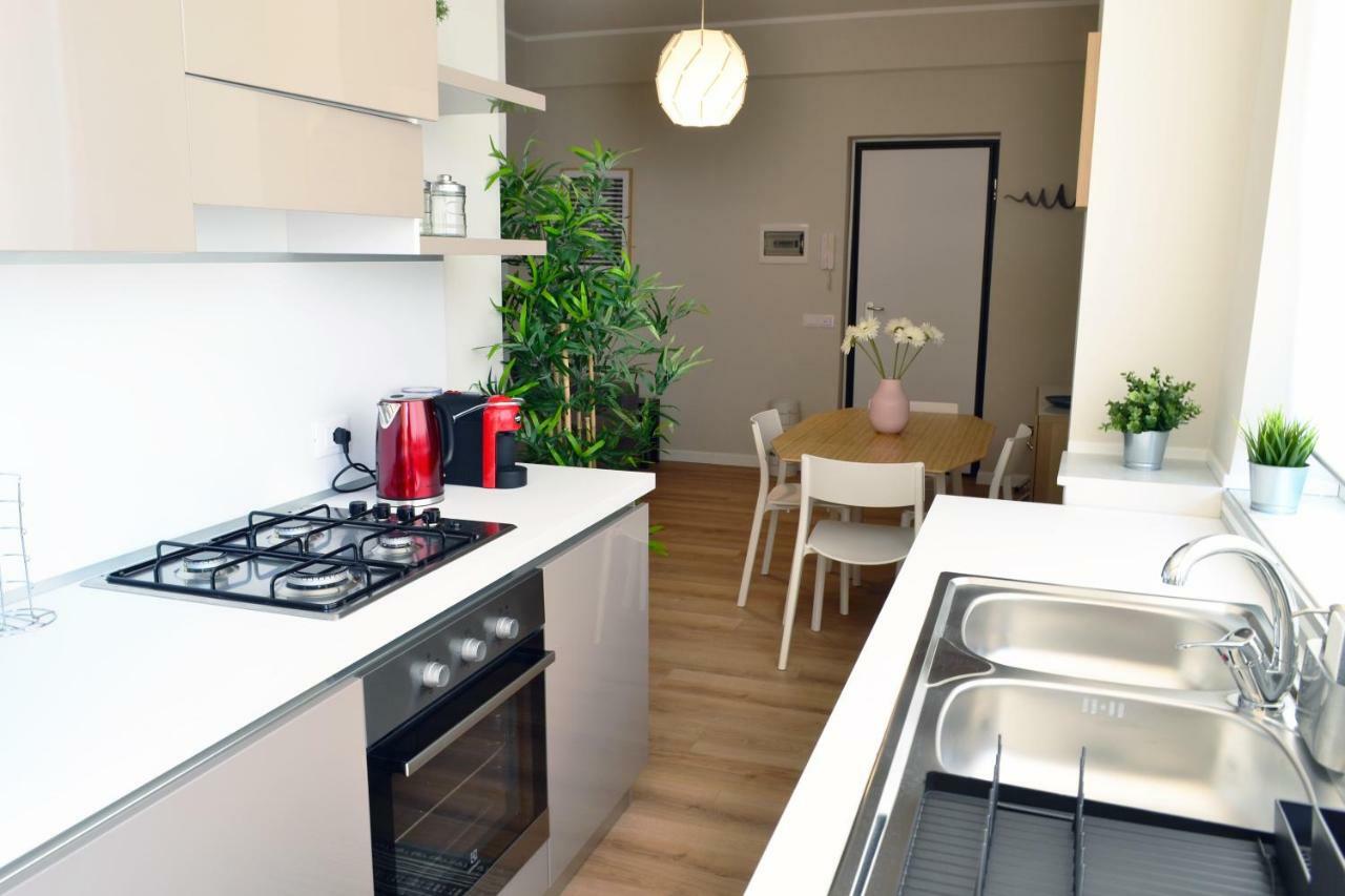 Reale Orleans Apartment ปาแลร์โม ภายนอก รูปภาพ